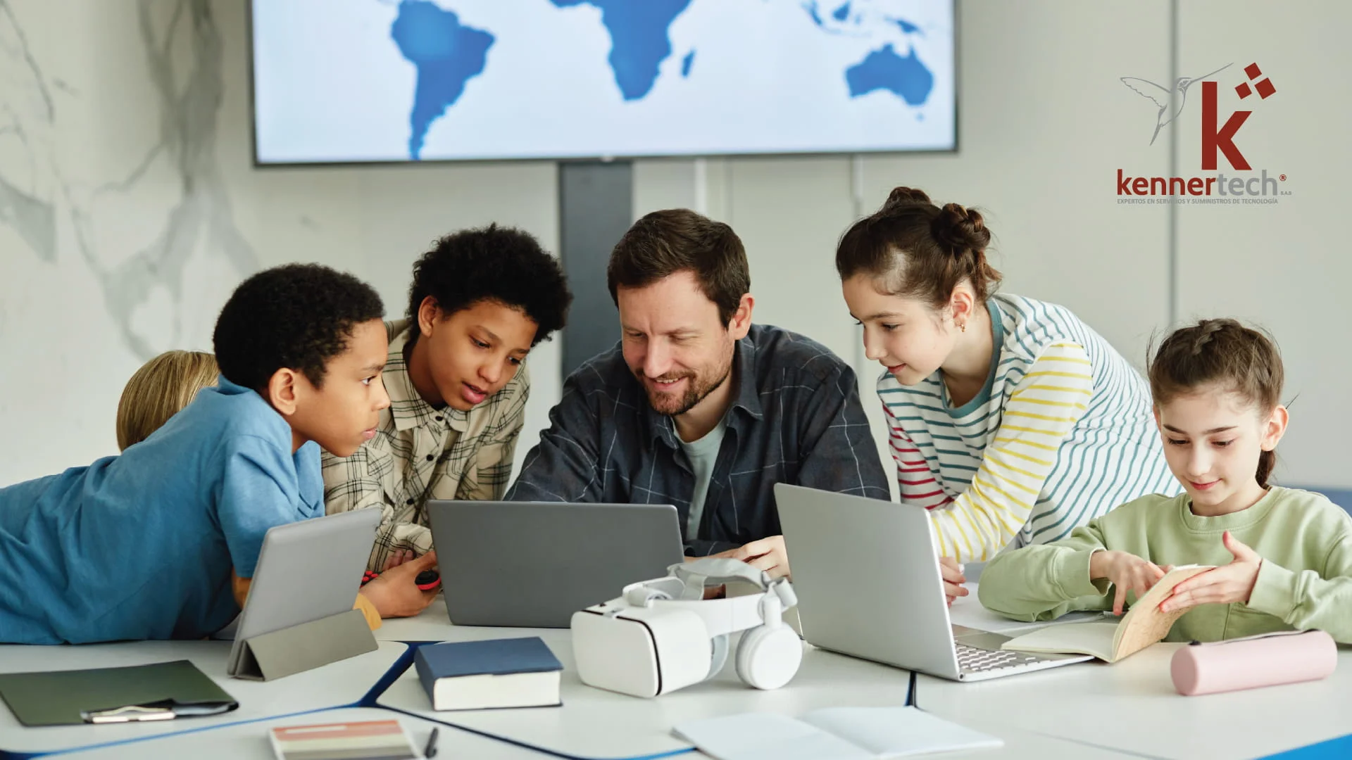 En este momento estás viendo ¿Qué es el Ecosistema Nacional de Innovación Educativa y Transformación Digital en Colombia?